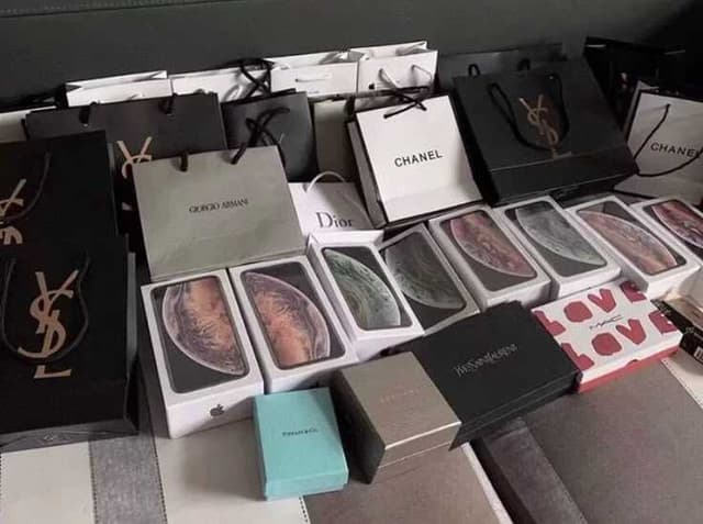 Gadai Barang Mewah Jadi Strategi Likuiditas Baru Crazy Rich