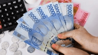 Jangan Insecure Gaji Ngepas, Ini Tips Kelola Uang
